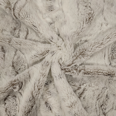 100%のポリエステルPvの羊毛の生地8mmのPlushのど370gsmのブラシの偽造品