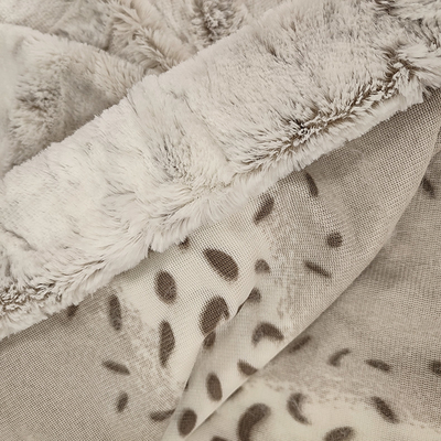 100%のポリエステルPvの羊毛の生地8mmのPlushのど370gsmのブラシの偽造品