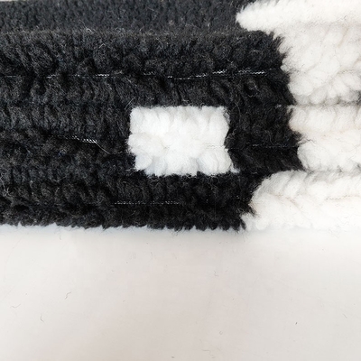 650gsm 100%ポリエステルは柔らかいSherpa染まるジャケットのハンドバッグ ヤーンのための生地を羊を刈る