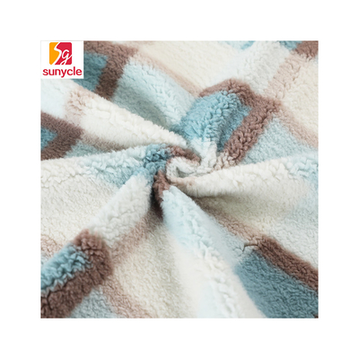 冬の暖かいコートのカーペットの寝具の緑のSherpaの生地300gsm 150D